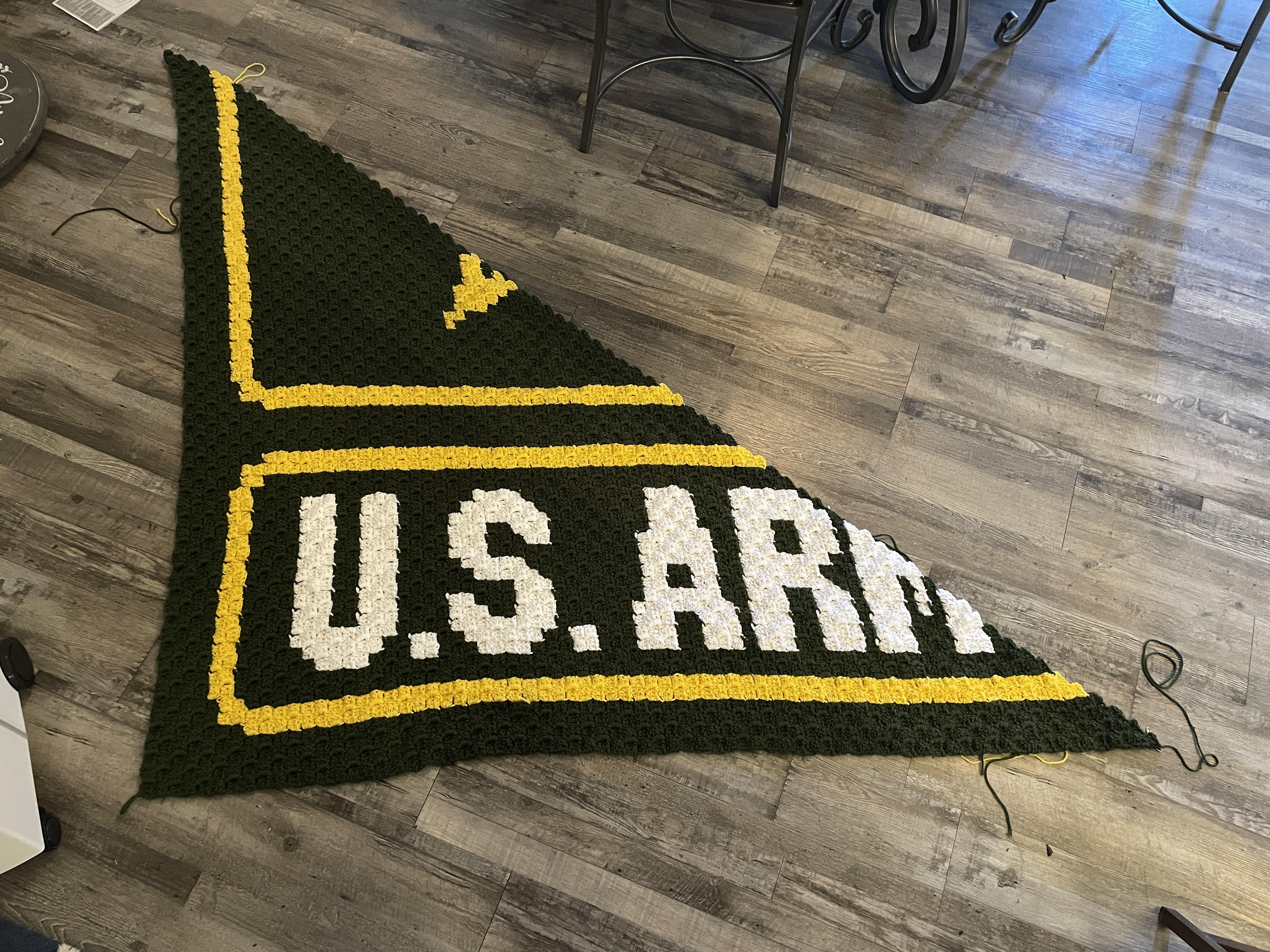 picture of an updated Army blanket
